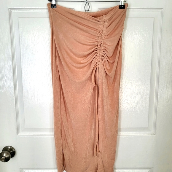 Long sleeve bodysuit & drawstring ruched skirt set sz Medium - Picture 2 of 4